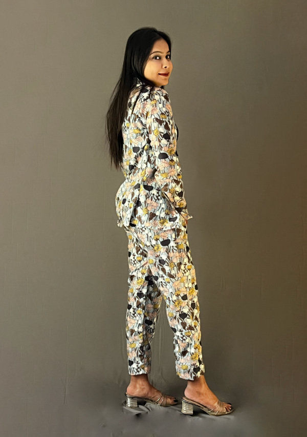 Pichwai Co-ord Set - Image 3